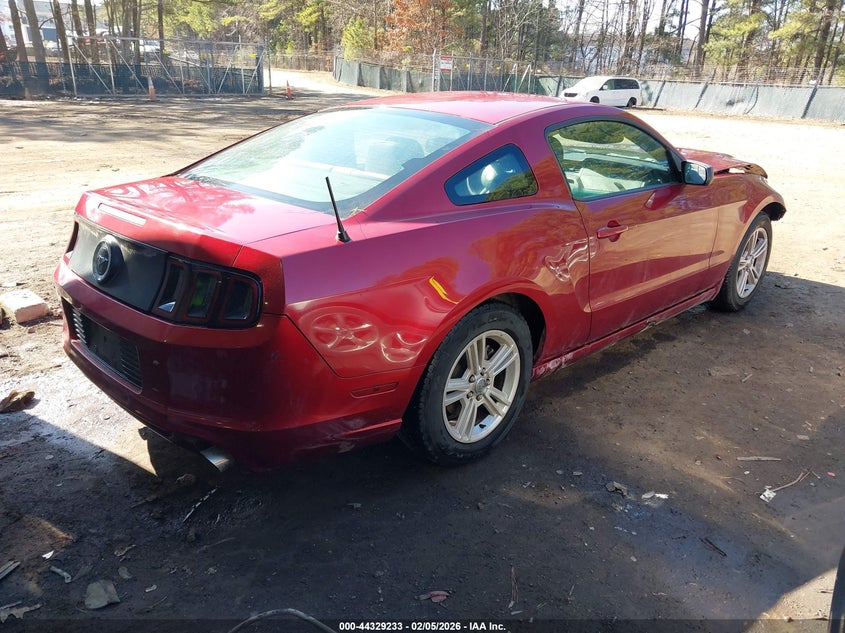 2014 Ford Mustang V6