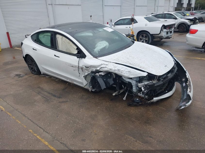 2025 Tesla Model 3 Long Range Rear-Wheel Drive/Standard Rear-Wheel Drive