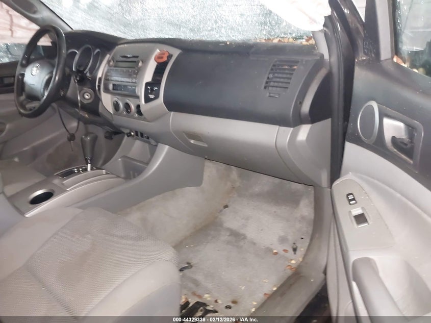 2011 Toyota Tacoma Base V6