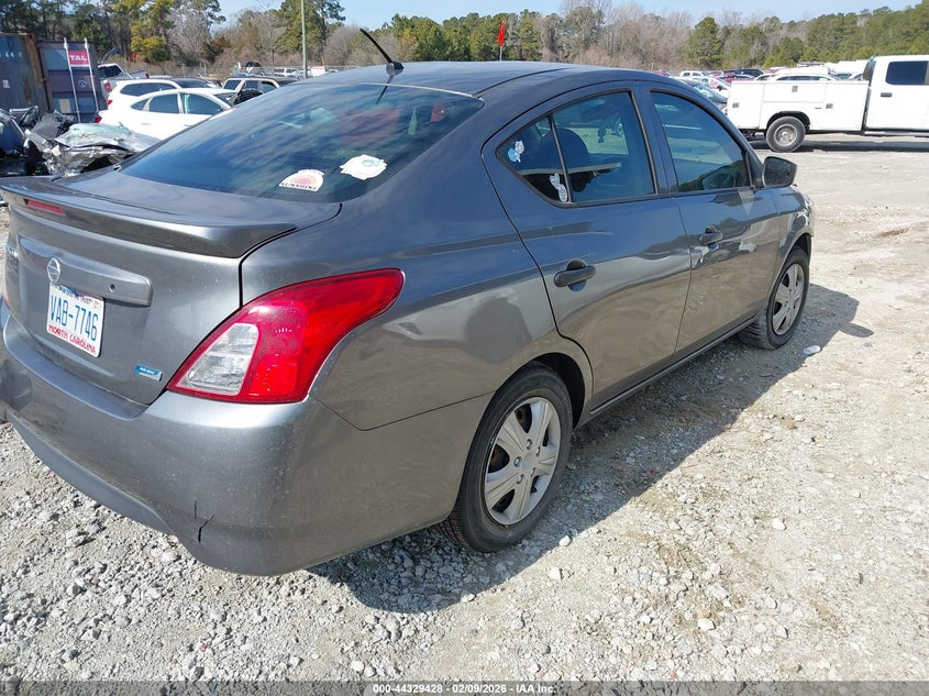 2016 Nissan Versa 1.6 S+