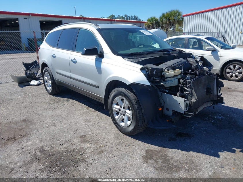 2017 CHEVROLET TRAVERSE LS