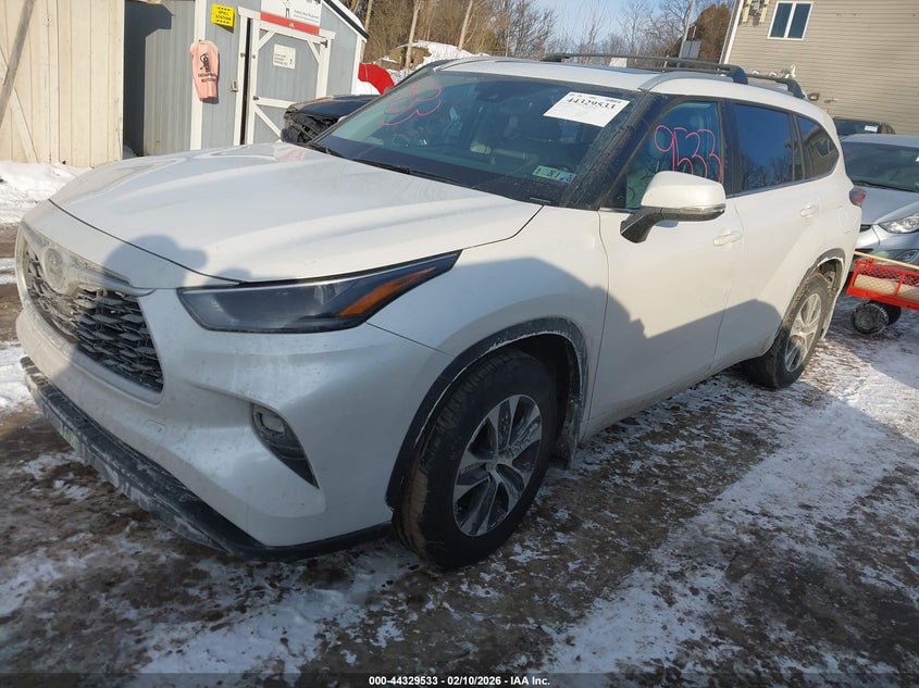 2024 Toyota Highlander Xle