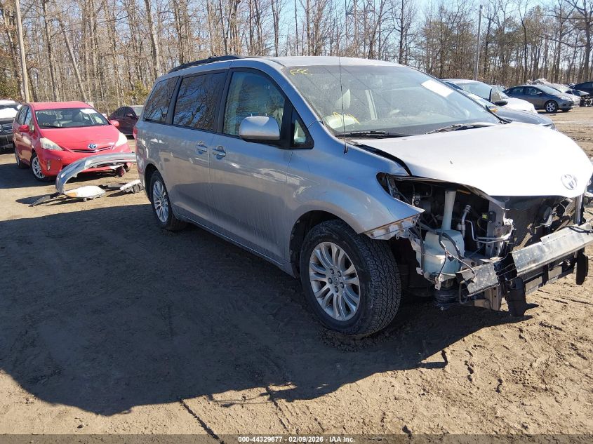 2012 Toyota Sienna Xle V6 8 Passenger