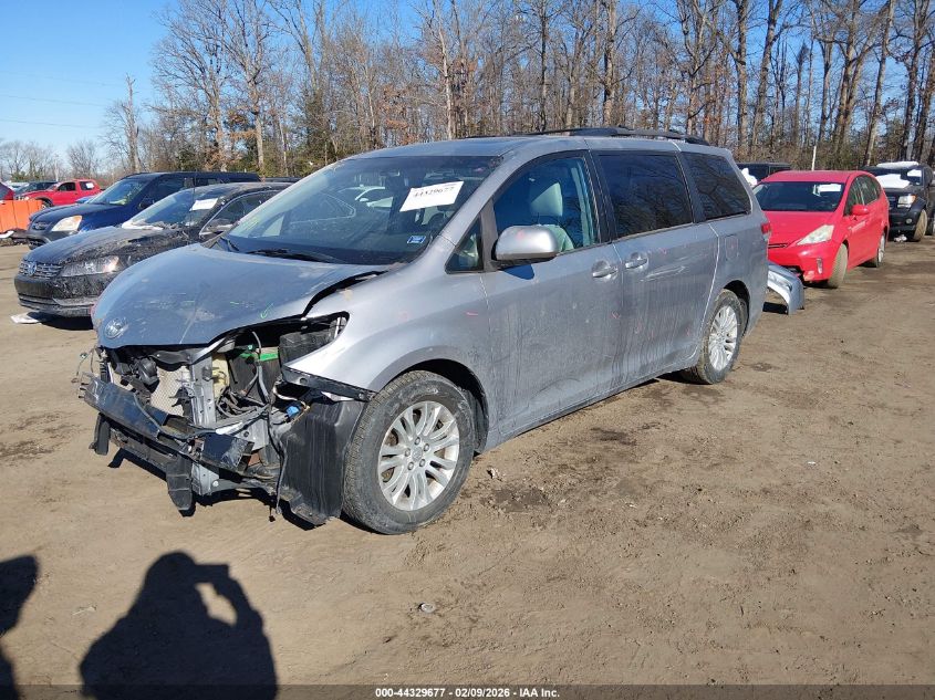 2012 Toyota Sienna Xle V6 8 Passenger