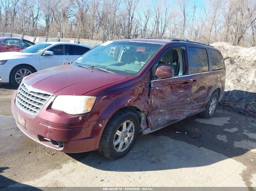 2008 Chrysler Town & Country Touring
