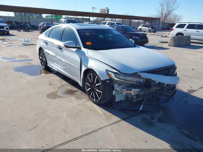 VIN 1HGCV1F92JA085589 2018 HONDA ACCORD TOURING
