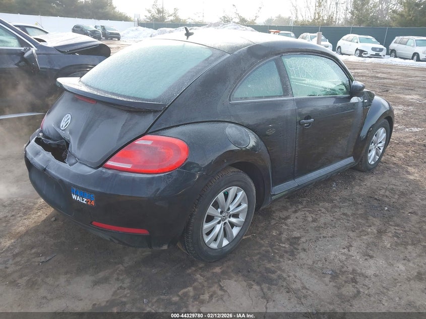 2016 Volkswagen Beetle 1.8T Wolfsburg Edition