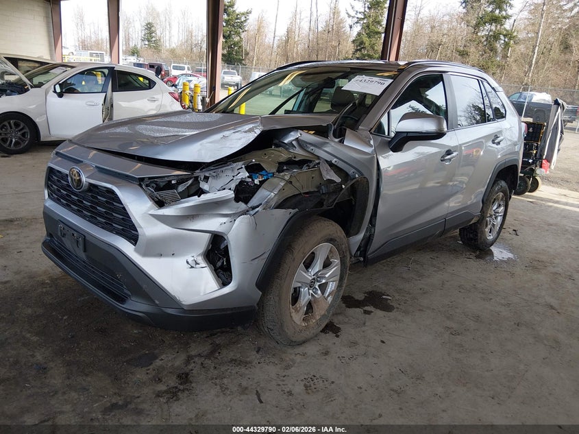 2021 Toyota Rav4 Xle/Xle Premium
