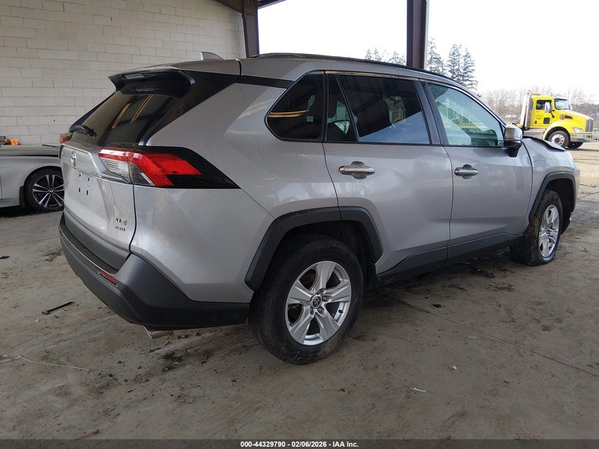 2021 Toyota Rav4 Xle/Xle Premium