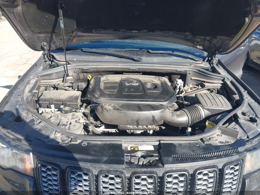 VIN 1C4RJFAG7HC851760 2017 JEEP GRAND CHEROKEE ALTITUDE 4X4