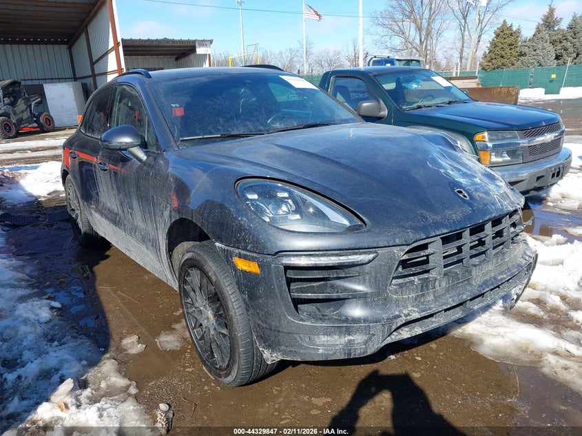 2018 Porsche Macan Gts