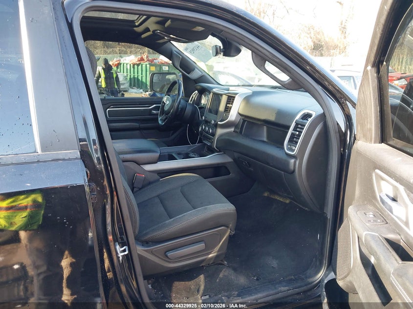 2020 Ram 1500 Big Horn 4X4 5'7 Box