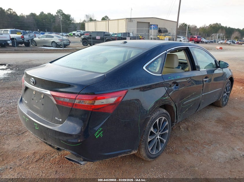 2016 Toyota Avalon Xle Plus