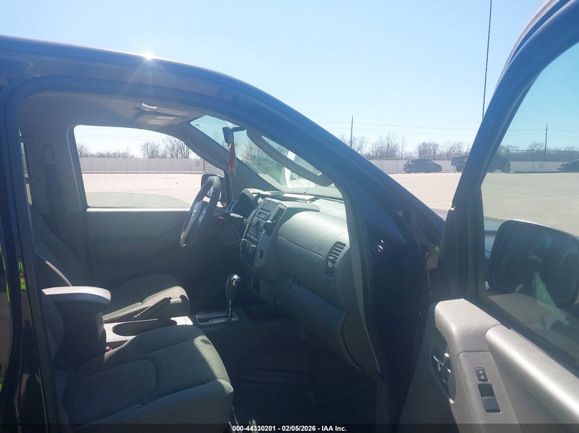 2010 Nissan Frontier Se