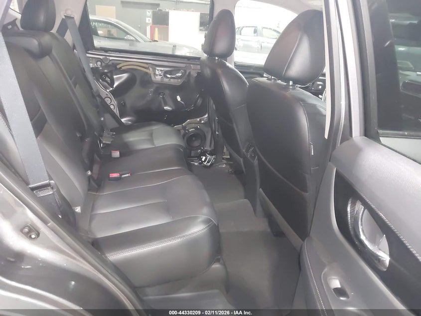 VIN 5N1AT2MV5JC729619 2018 NISSAN ROGUE SL