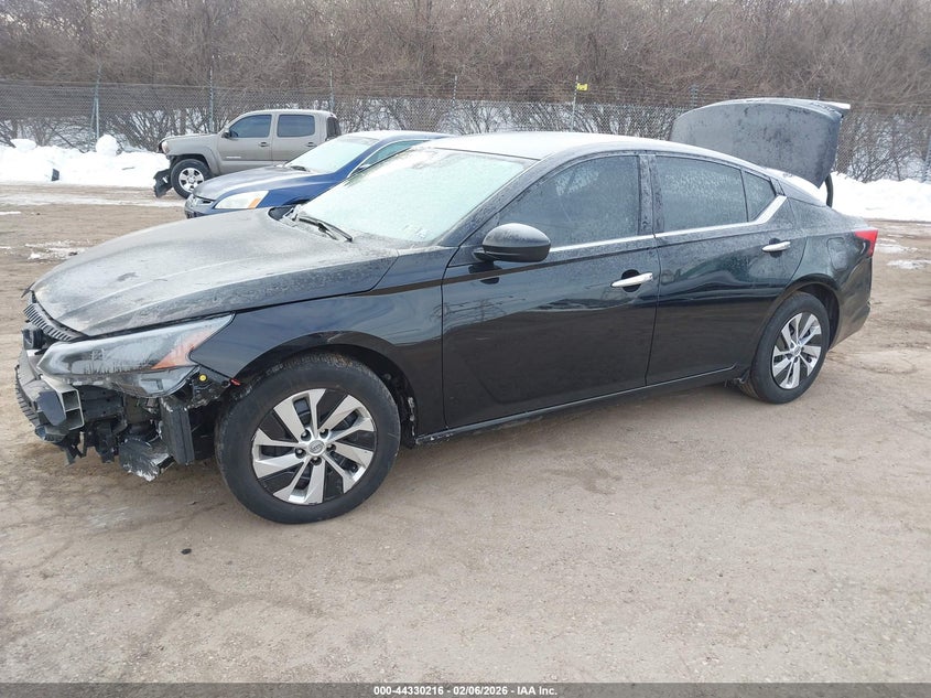 2025 Nissan Altima Sv Fwd