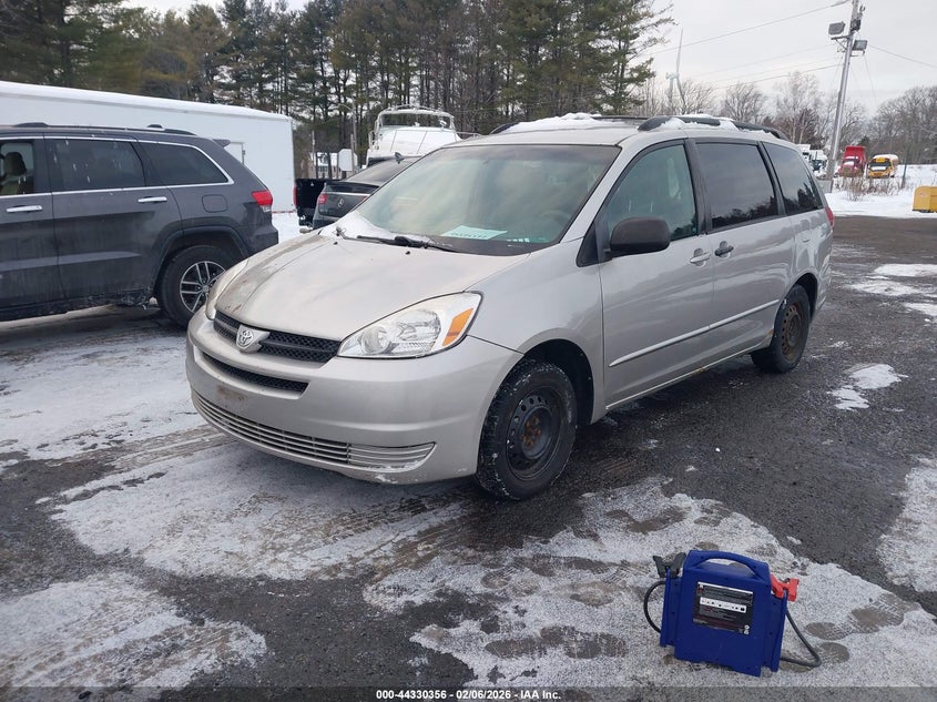 2005 Toyota Sienna Le