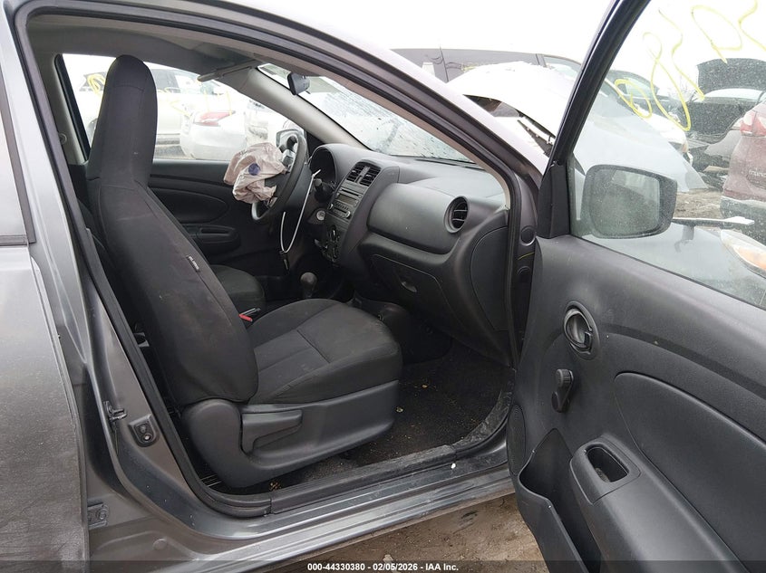 2017 Nissan Versa 1.6 S+