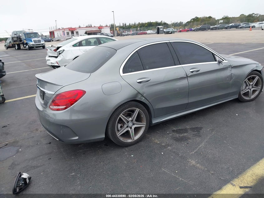 2016 Mercedes-Benz C 300 Sport