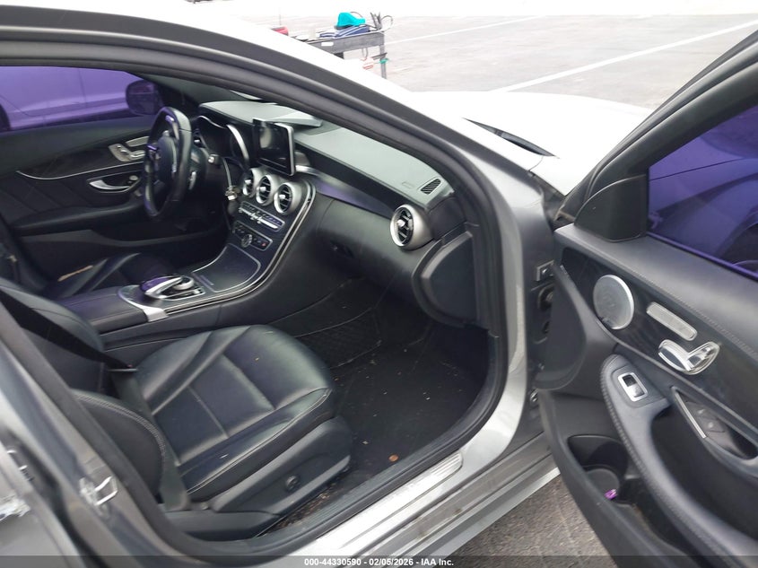 2016 Mercedes-Benz C 300 Sport