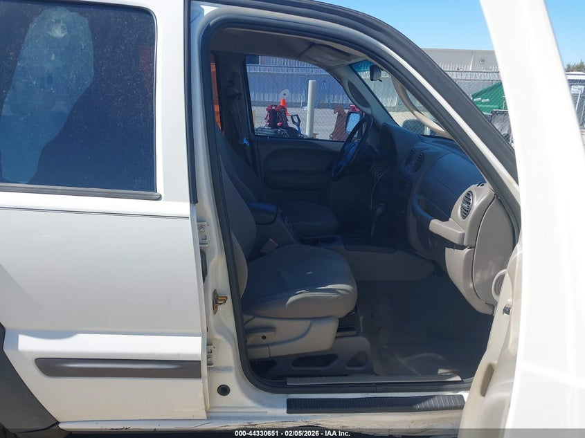 2004 Jeep Liberty Sport