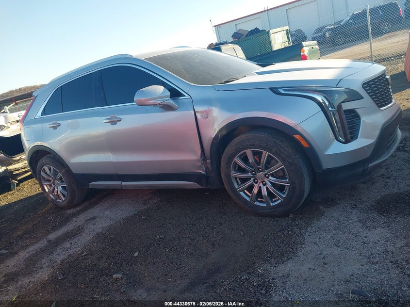 2020 Cadillac Xt4 Fwd Premium Luxury VIN: 1GYFZCR44LF030590 Lot: 44330675
