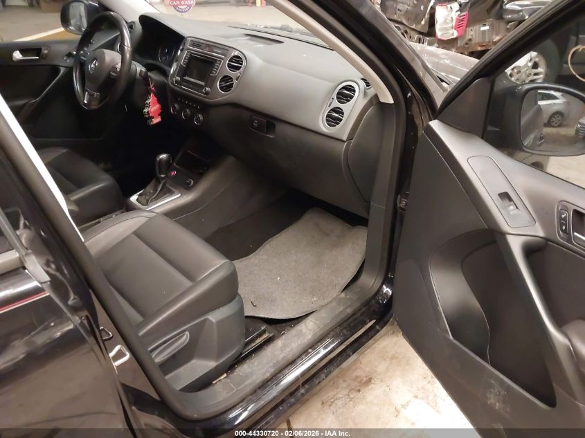 2016 Volkswagen Tiguan S