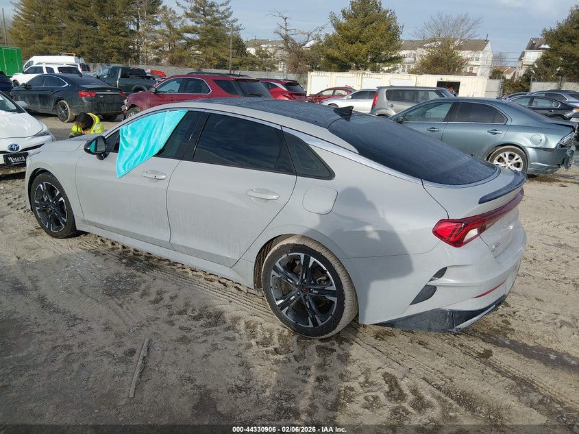 2022 Kia K5 Gt-Line
