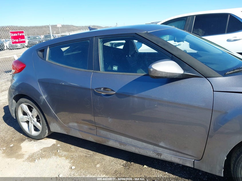 2014 Hyundai Veloster Base W/Black VIN: KMHTC6AD8EU186522 Lot: 44330917