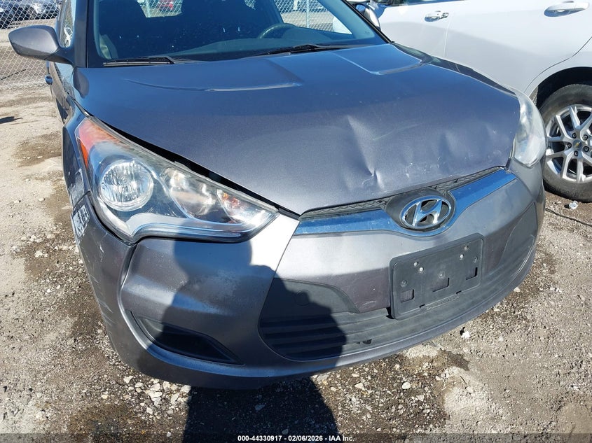 2014 Hyundai Veloster Base W/Black VIN: KMHTC6AD8EU186522 Lot: 44330917