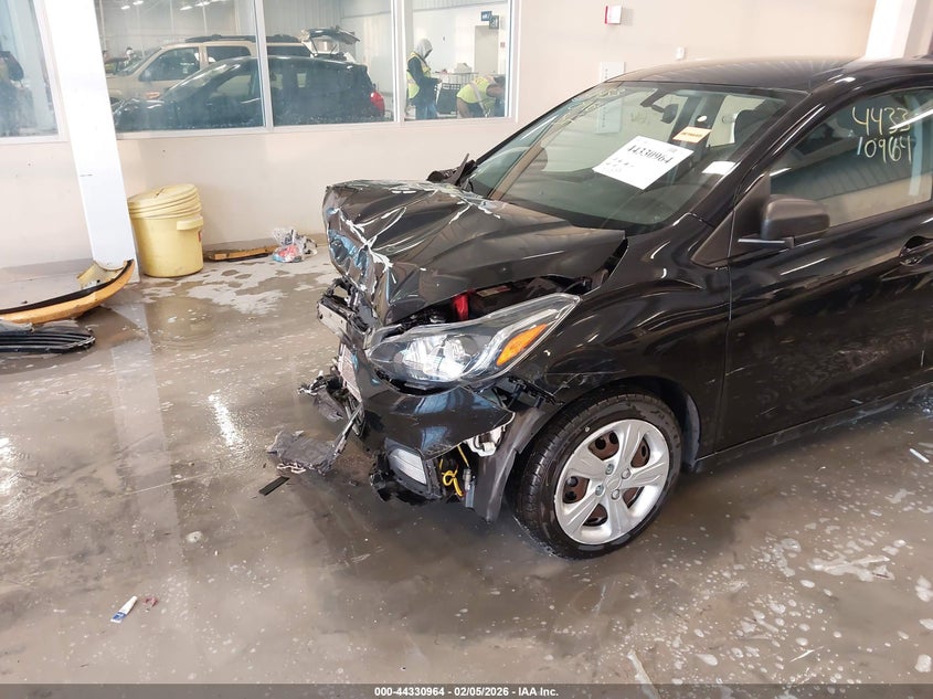 2019 Chevrolet Spark Ls Cvt VIN: KL8CB6SA1KC802230 Lot: 44330964