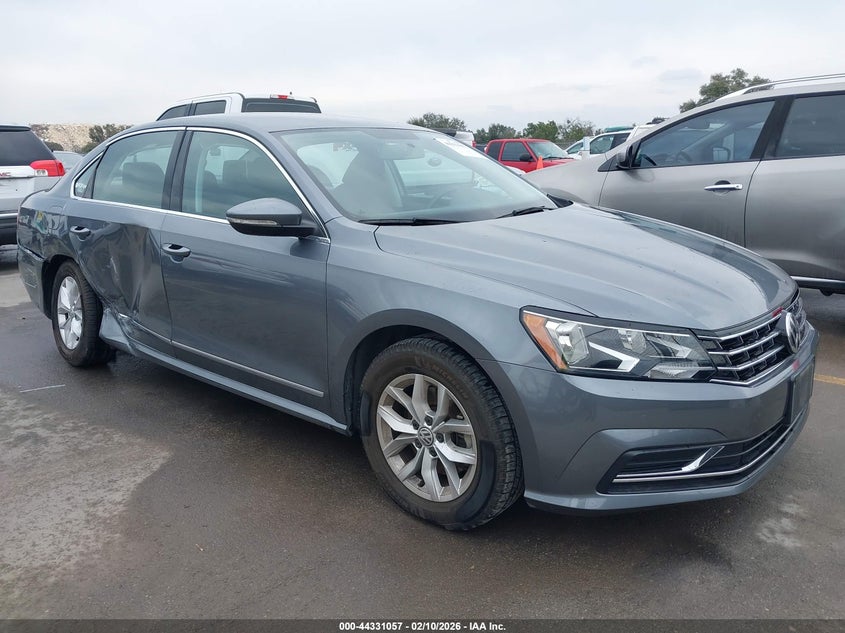 2017 Volkswagen Passat 1.8T S