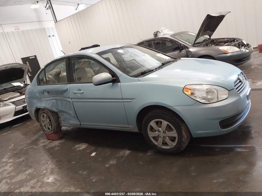 2011 Hyundai Accent Gls VIN: KMHCN4AC4BU595828 Lot: 44331237