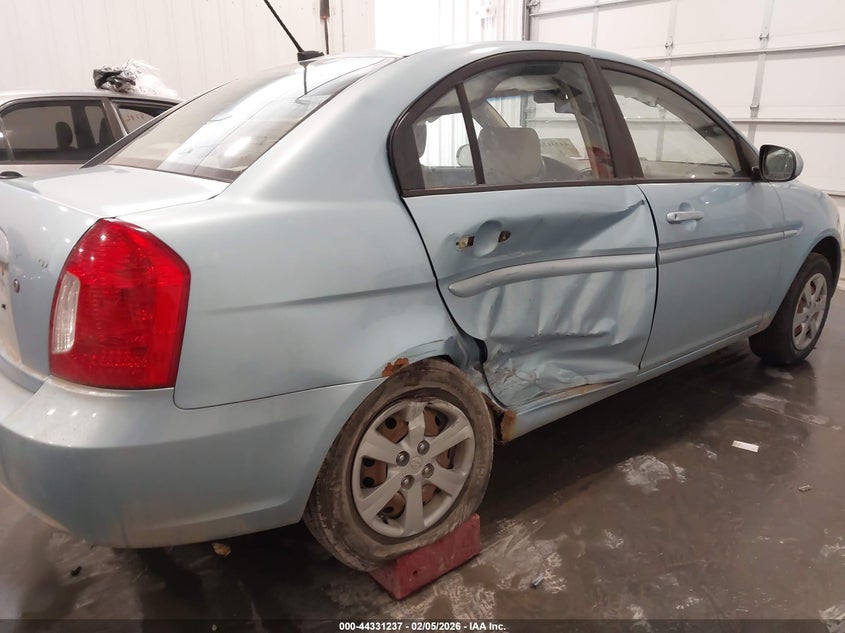 2011 Hyundai Accent Gls VIN: KMHCN4AC4BU595828 Lot: 44331237