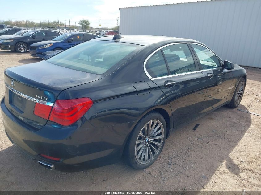 2011 BMW 740I