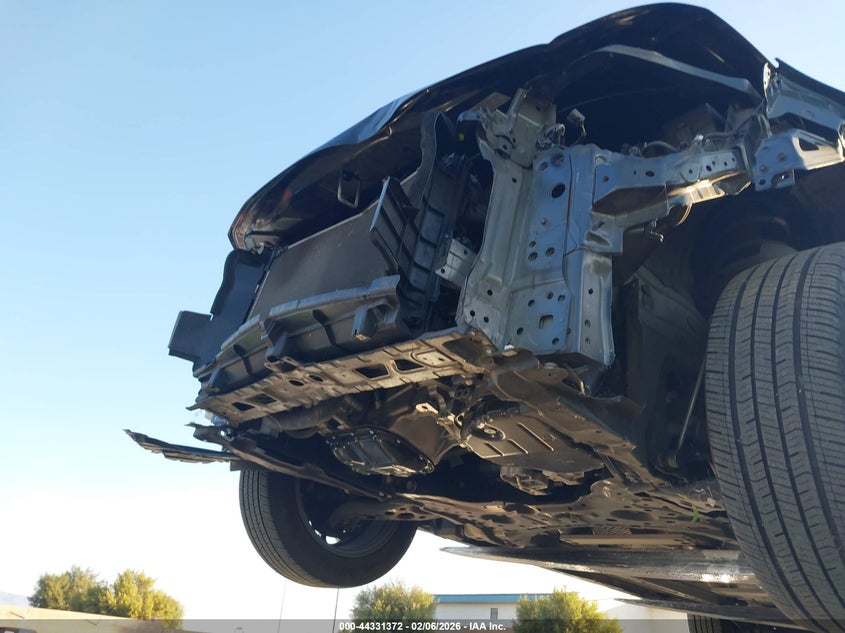 VIN JTDEPRAE6LJ105625 2020 TOYOTA COROLLA LE
