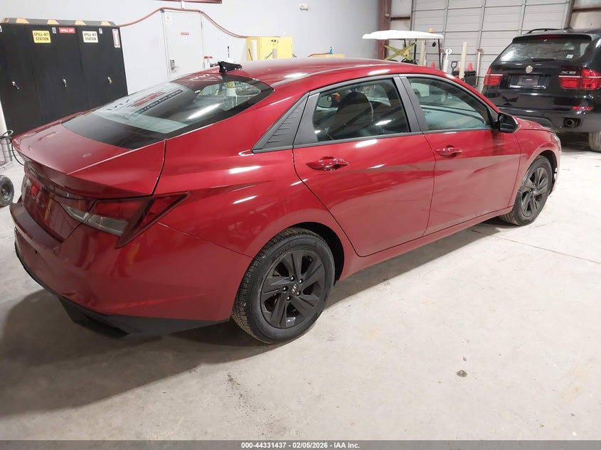 2023 Hyundai Elantra Sel