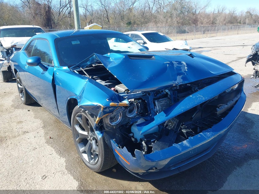 2020 Dodge Challenger Sxt