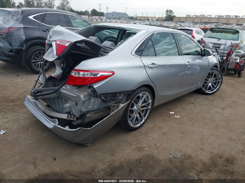 2015 Toyota Camry Le