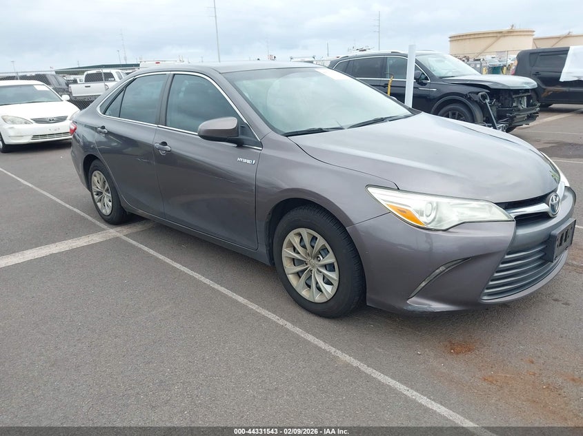 2015 Toyota Camry Hybrid Le