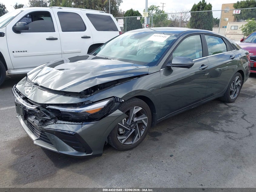 2024 Hyundai Elantra Limited