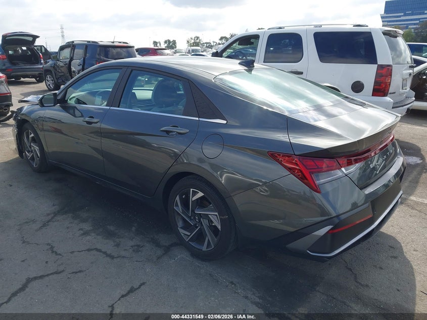 2024 Hyundai Elantra Limited