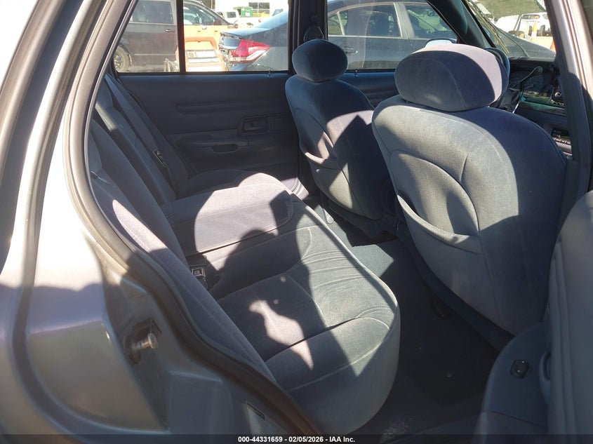 1999 Ford Crown Victoria Lx VIN: 2FAFP74W2XX238284 Lot: 44331659