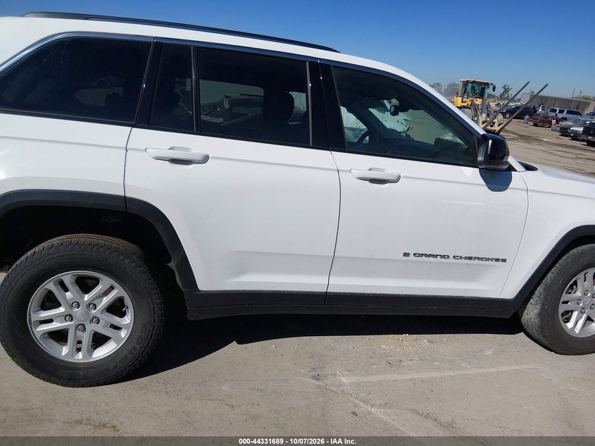 JEEP GRAND CHEROKEE - zdjęcie 14