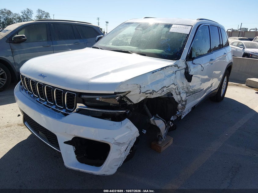 JEEP GRAND CHEROKEE - zdjęcie 2