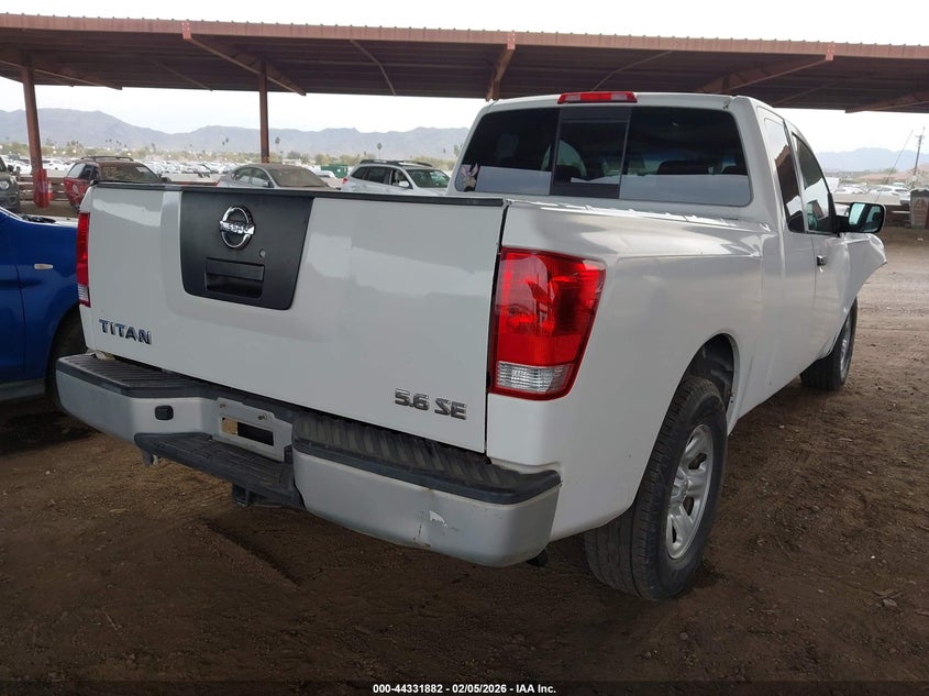 2004 Nissan Titan Xe