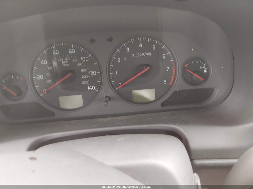 2003 Volvo V40 A VIN: YV1VW27553F999115 Lot: 44331920