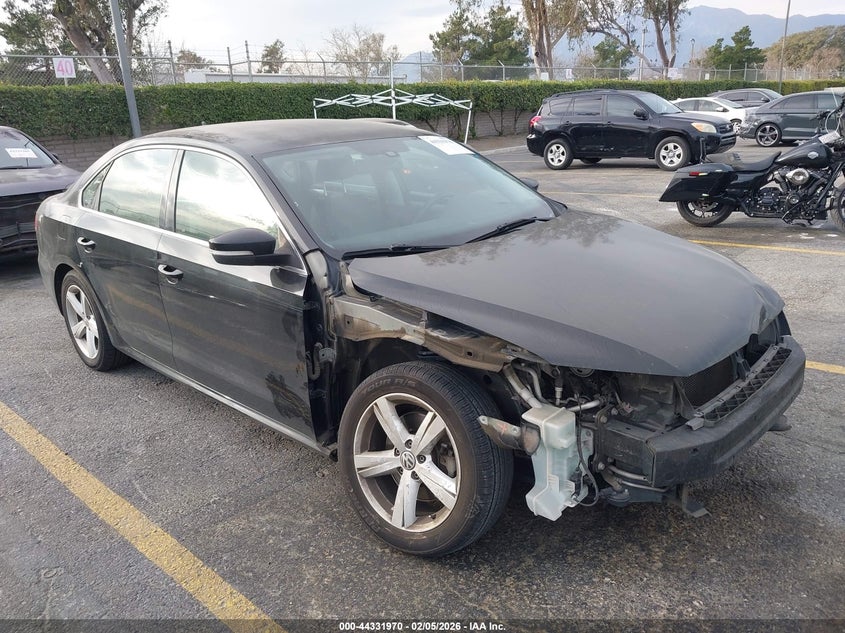 2013 Volkswagen Passat 2.5L Se