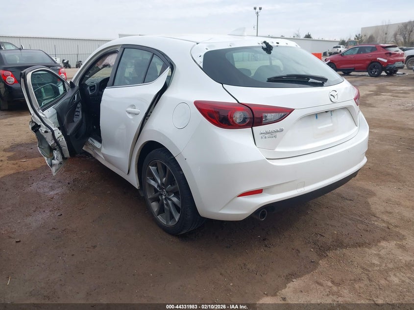 Vin: 3mzbn1m34jm173682, lot: 44828412, mazda mazda3 grand touring 20183