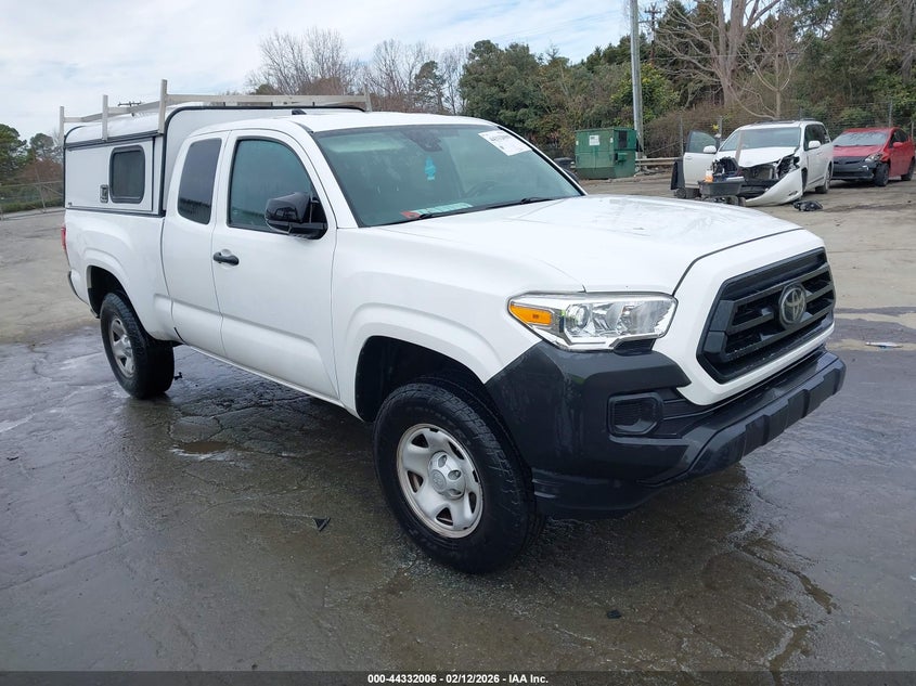 2020 TOYOTA TACOMA SR